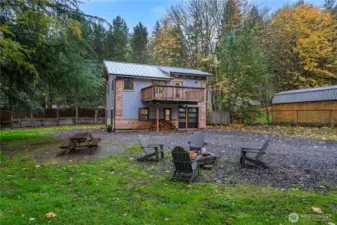 2 BED, 3 BATH, 1,556 SF* HOME BUILT IN 2020  |  30,037 SF* LEVEL LOT* | ONE-CAR ATTACHED GARAGE  |  COMMERCIAL FABRICATION, UPSCALE FINISHES, CUSTOM CABINETRY  |  OPEN UPPER LEVEL FLOORPLAN  |  STYLISH KITCHEN WITH STAINLESS APPLIANCES  |  PRIVATE DEN  |  TWO PRIMARY SUITES: ONE ON EACH LEVEL, ONE WITH GAS FIREPLACE  |  TWO OFFICES: ONE IN HOME, ONE DETACHED  |  ROOM FOR RV/BOATS  |  MLS #2451490