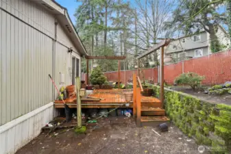 Primary has sliding door to access deck