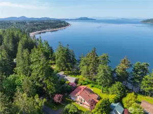 102 feet of High Bank Waterfront with Community Beach Access