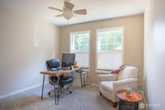 4th bedroom currently den with privacy door