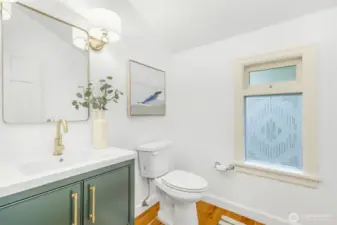 Powder room off the living area