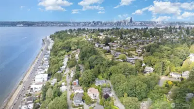 Just steps from the beach, dining, shops, and transit, this is a standout property in one of Seattle’s most desirable coastal neighborhoods.