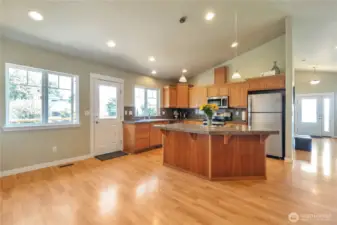 kitchen and breakfast nook