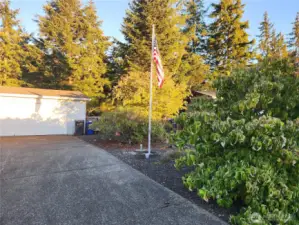 Your own Flagpole