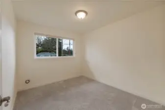 Guest bedroom 2