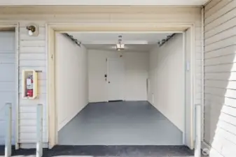 Fresh and clean, drive right into your garage and you are home!