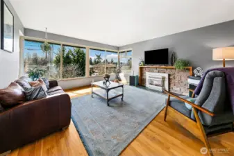 Spacious Living area