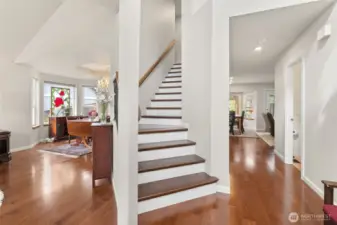 Lets take a look upstairs!