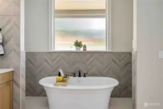 Free Standing Ella Soaker Tub and Tile wainscoting