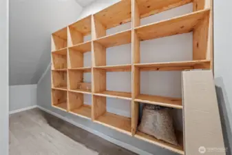 so much storage!!