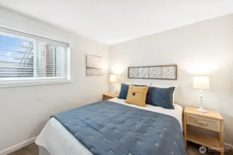 Lower level MIL/4th bedroom