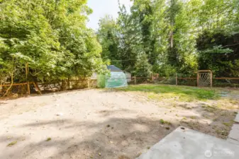 Greenhouse stays