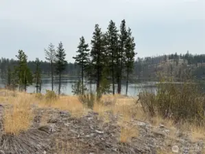 More views of Horseshoe Lake