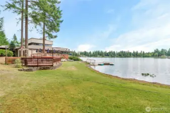 Lake Josephine offers a clubhouse, dining, fishing, and swimming.