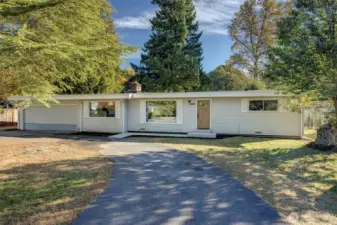 Ideally located close to Renton & in the Issaquah school district