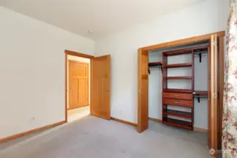 2nd bedroom with closet organizer