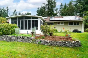 Sunroom/backyard