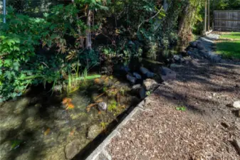 The perfect place to relax, by the Creek.