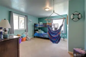 Bonus room off the primary bedroom.
