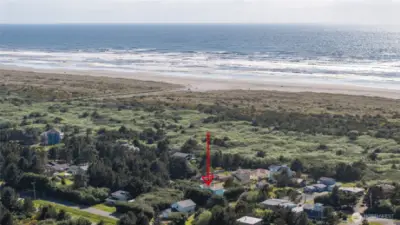 The home is also conveniently located between two beach access roads if you care to drive or bicycle to the beach!