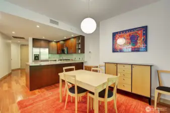 Eat at the kitchen counter or dining room - You choose!