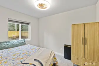 Other angle of bonus room