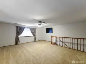 Upstairs unstaged room.