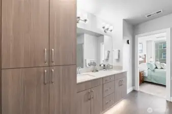 Ample storage for your linens