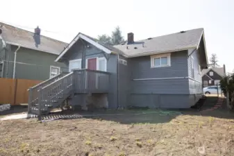 Beautiful fully fenced backyard