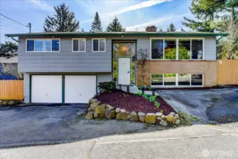 Welcome to 11242 A Fremont Ave N