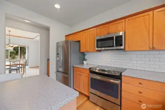 Stainless steel appliances throughout