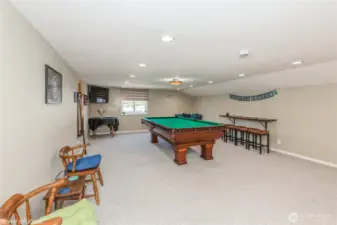 Challenge your neighbors or unwind solo at the community’s pool table—a perfect blend of fun and friendly competition.