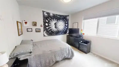 Additional bedroom.