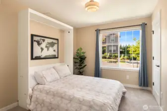Lower Level Guest Suite  (Bedroom 4)