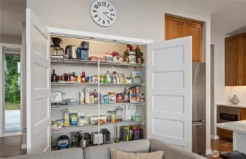 Double door pantry