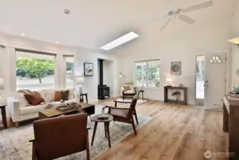 Plenty of light and space! The free-standing propane stove is not operational.