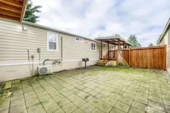 If the gate/fence is open, multiple cars can fit.