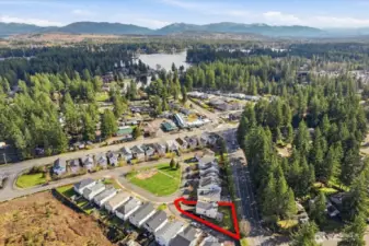 Short 1 mile walk to Lake Sawyer Public Boat launch and access. Enjoy Lake amenities close by