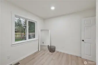 Second bedroom.
