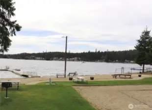 Diamond Lake Private Beach