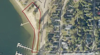 Diamond Lake Private Beach