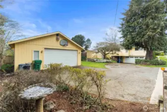Parking in front of detached garage