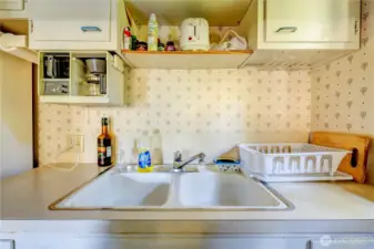 Kitchen main level