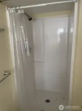 3/4 bath shower