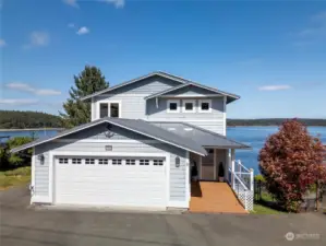 LOVE LIVING ON THE PUGET SOUND | This 2,880 sf home features 4 bedrooms, 3 bathrooms, and abundant living space inside and out.