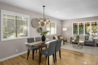Upper level living & dining area