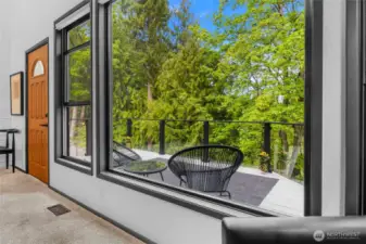 Entertaining deck