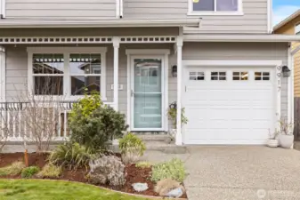 This darling Lake Stevens home has personality and charm! It's also larger than you may think, at just over 1,800 square feet and a 2-car tandem garage!