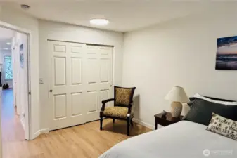 Full size Bedroom Closet