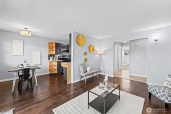 It feels larger than 625 sq ft!